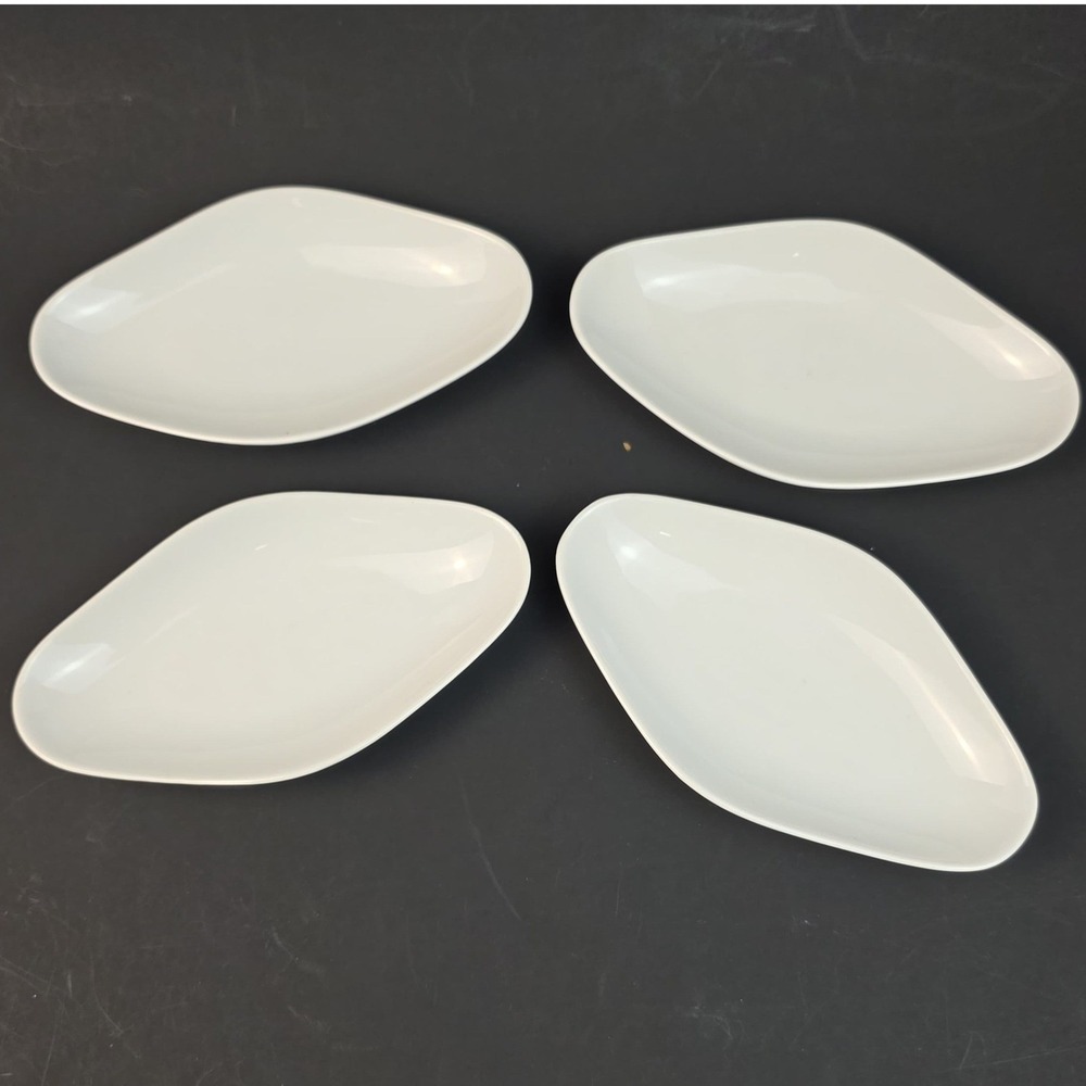 Richard Ginori Italy White Porcelain Asymmetrical Diamond Plates Set of 4 O-B